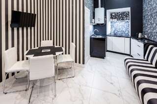 Апартаменты BV Apartments Black&White Львов-5