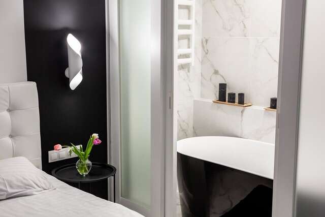 Апартаменты BV Apartments Black&White Львов-27