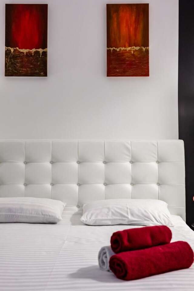 Апартаменты BV Apartments Black&White Львов-28