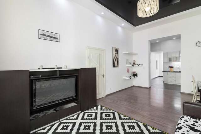 Апартаменты BV Apartments Black&White Львов-42